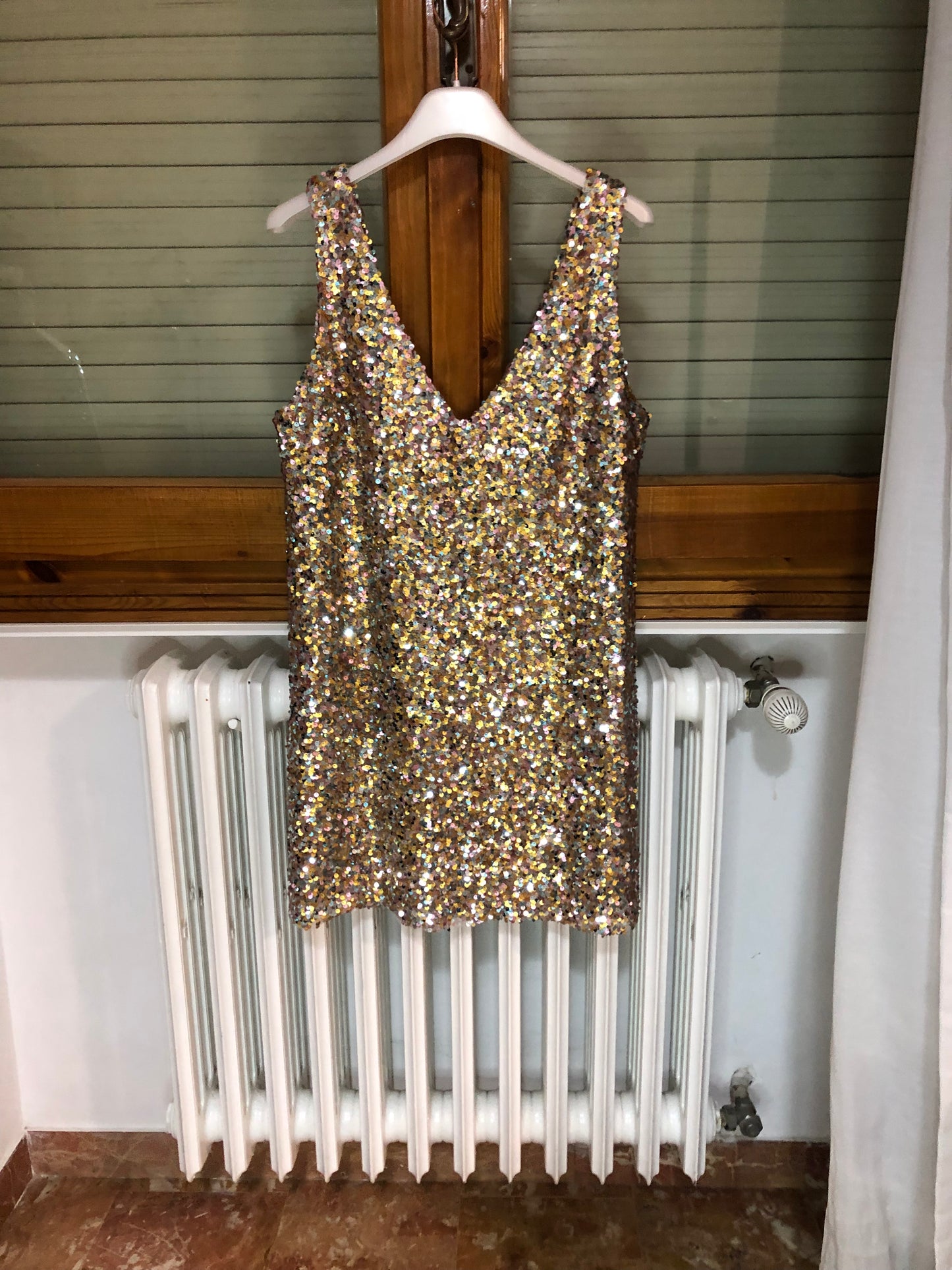 Abito in paillettes multicolor